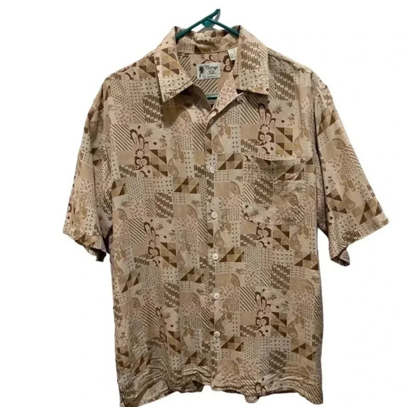 Vintage Hawaiian Men’s Silk Shirt- Size M - Picture 1 of 10